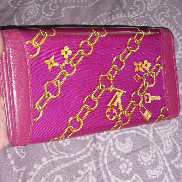RARE Louis Vuitton LIMITED EDITION Scarf Chain Print Wallet HOT PINK - Picture 3 of 12